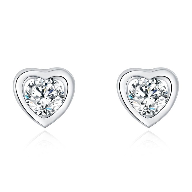 Boucles d'oreilles "Mon coeur"  Code: BL0106U bijou avec zirconium. Oksantebeaute